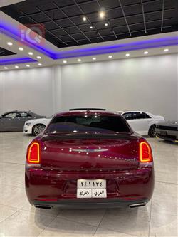 كرايسلر 300